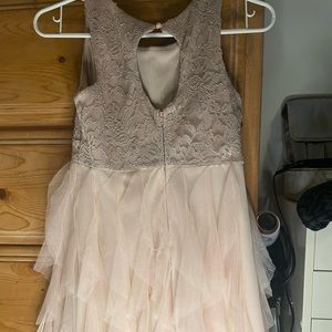 Size 10t dress! It was worn once last Easter for a family photo shoot!